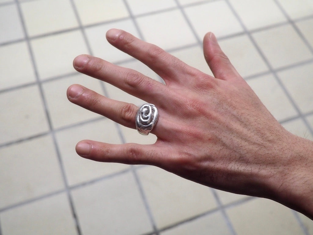 Cyclical Ring