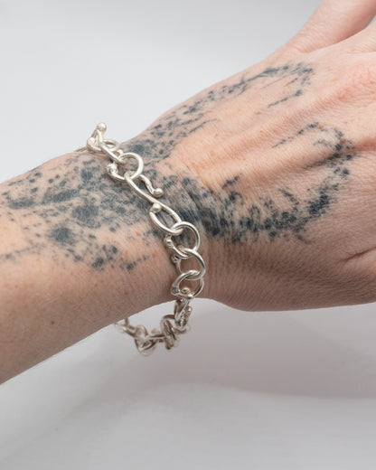 UNIKA Chain Bracelet