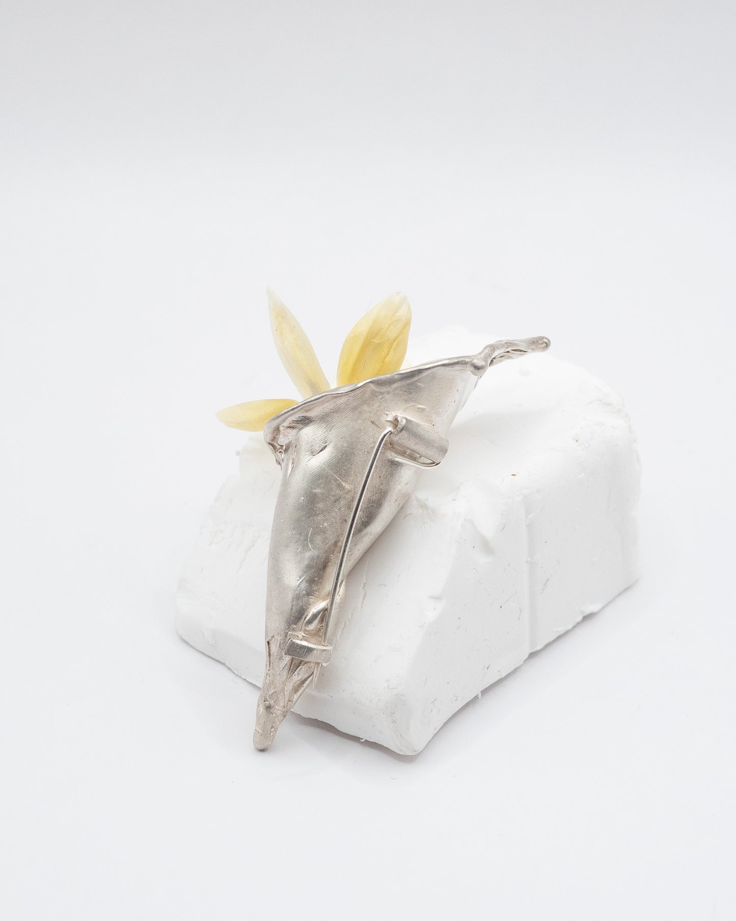 H.P. pin N° 3